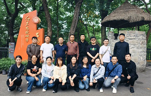 新密高铝耐火砖,轻质保温砖价钱,浇注料厂家直销-尊龙网址登陆官网